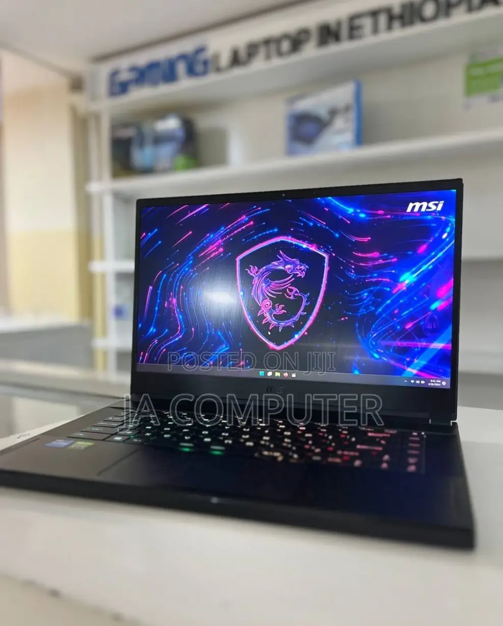 New Laptop MSI Stealth GS77 16GB Intel Core I7 SSD 1T