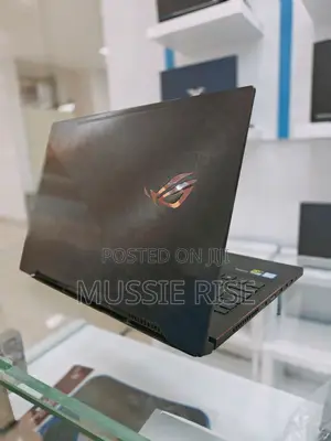Laptop Asus ROG Zephyrus G15 16GB Intel Core I7 HDD+SSD 1.5T