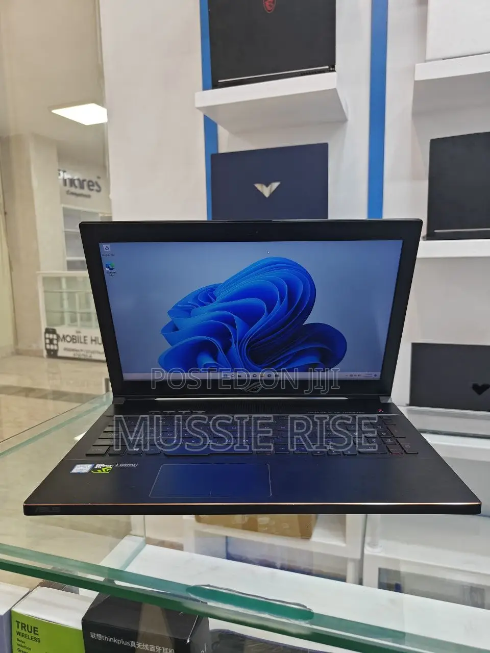 Laptop Asus ROG Zephyrus G15 16GB Intel Core I7 HDD+SSD 1.5T