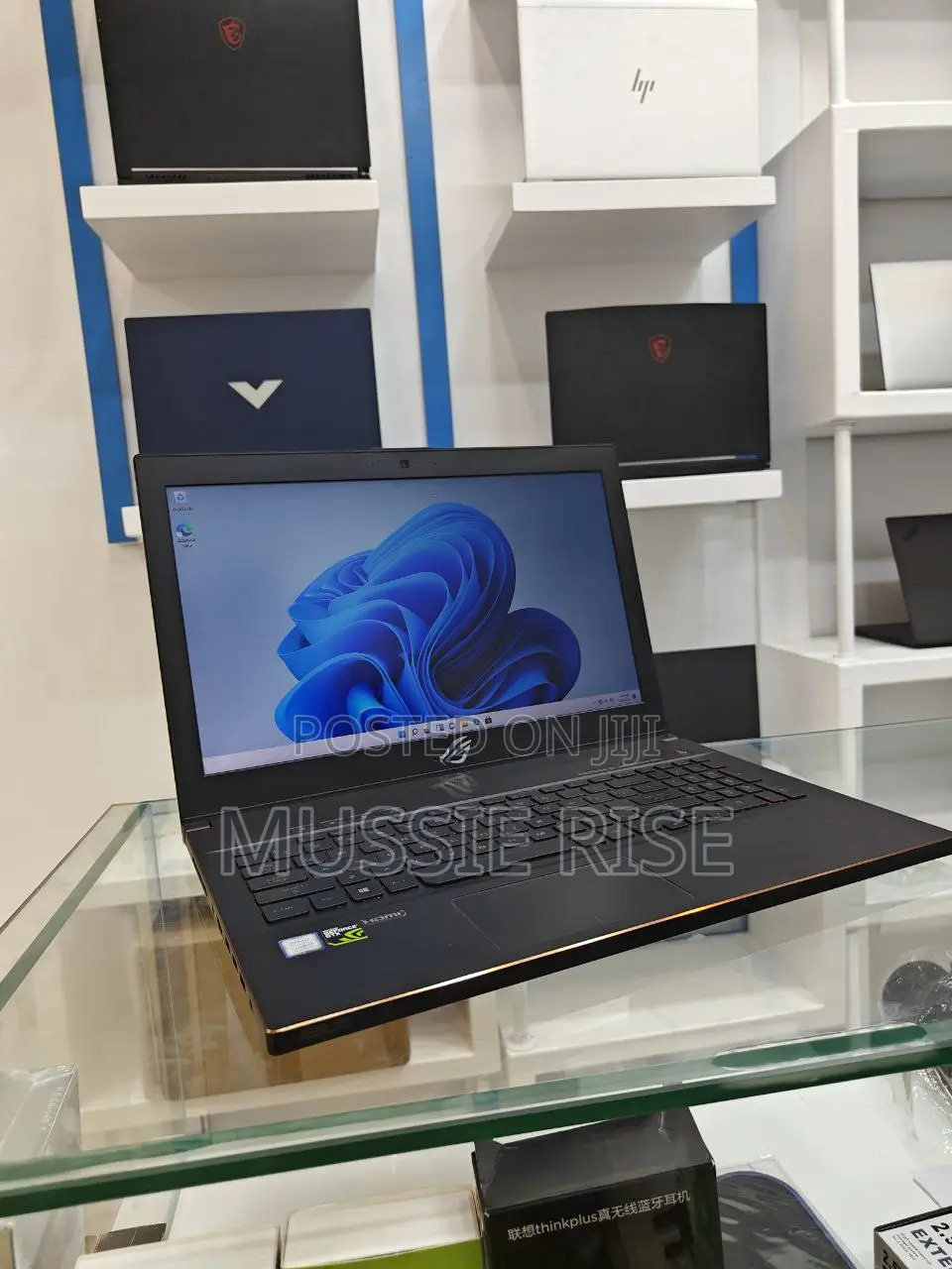 Laptop Asus ROG Zephyrus G15 16GB Intel Core I7 HDD+SSD 1.5T