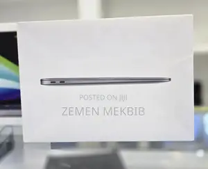 Photo - New Laptop Apple MacBook Air 2020 M1 8GB SSD 512GB
