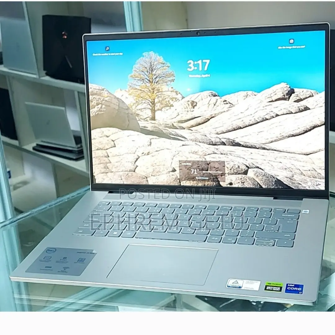 New Laptop Dell Inspiron 15 16GB Intel Core I7 SSD 1T
