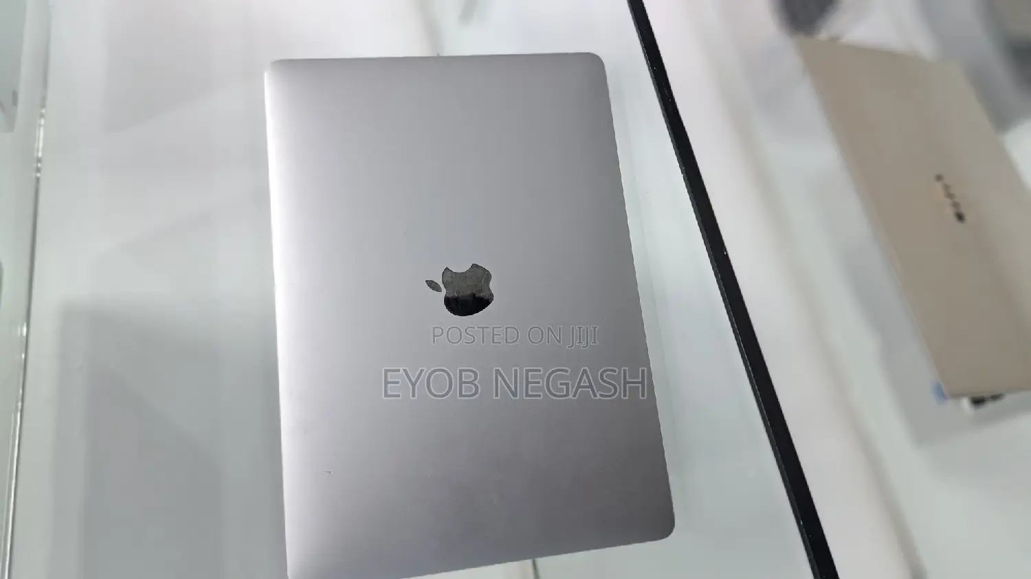 New Laptop Apple MacBook Air 2014 8GB Intel Core I7 SSD 256GB