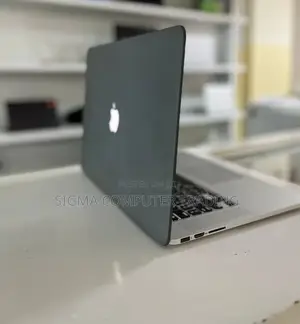 New Laptop Apple MacBook Pro 2015 16GB Intel Core I7 SSD 1T