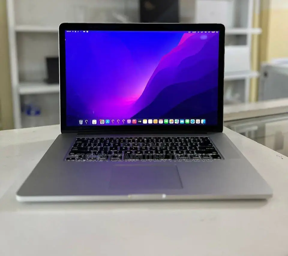 New Laptop Apple MacBook Pro 2015 16GB Intel Core I7 SSD 1T