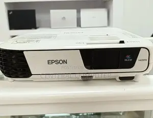 Used Epson EB- X31 Projector 
Resolution :1024 X 768