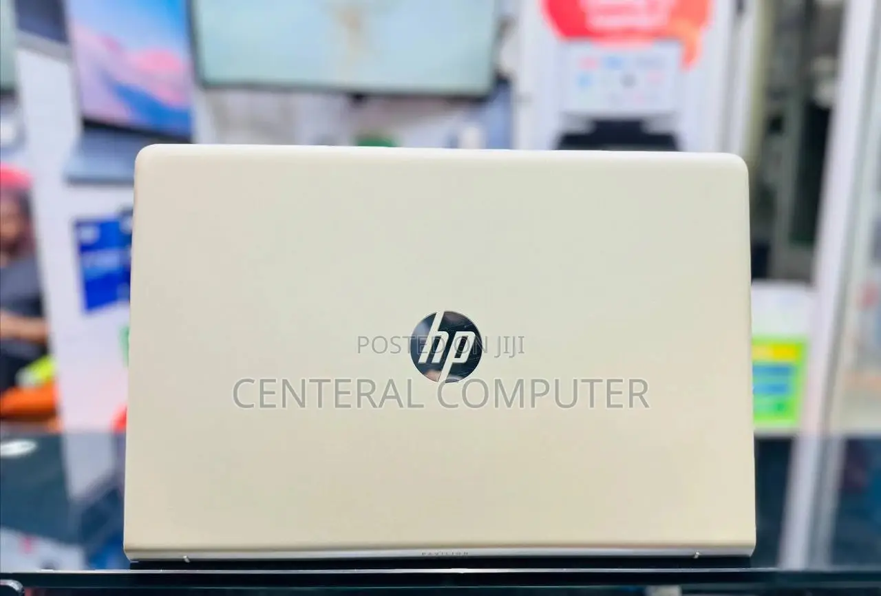 New Laptop HP 550 8GB Intel Core I7 HDD+SSD 1T