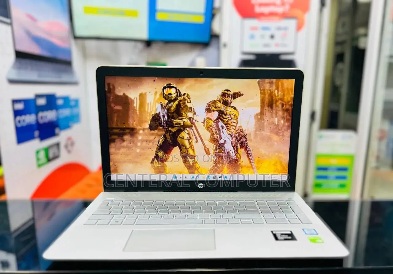 New Laptop HP 550 8GB Intel Core I7 HDD+SSD 1T