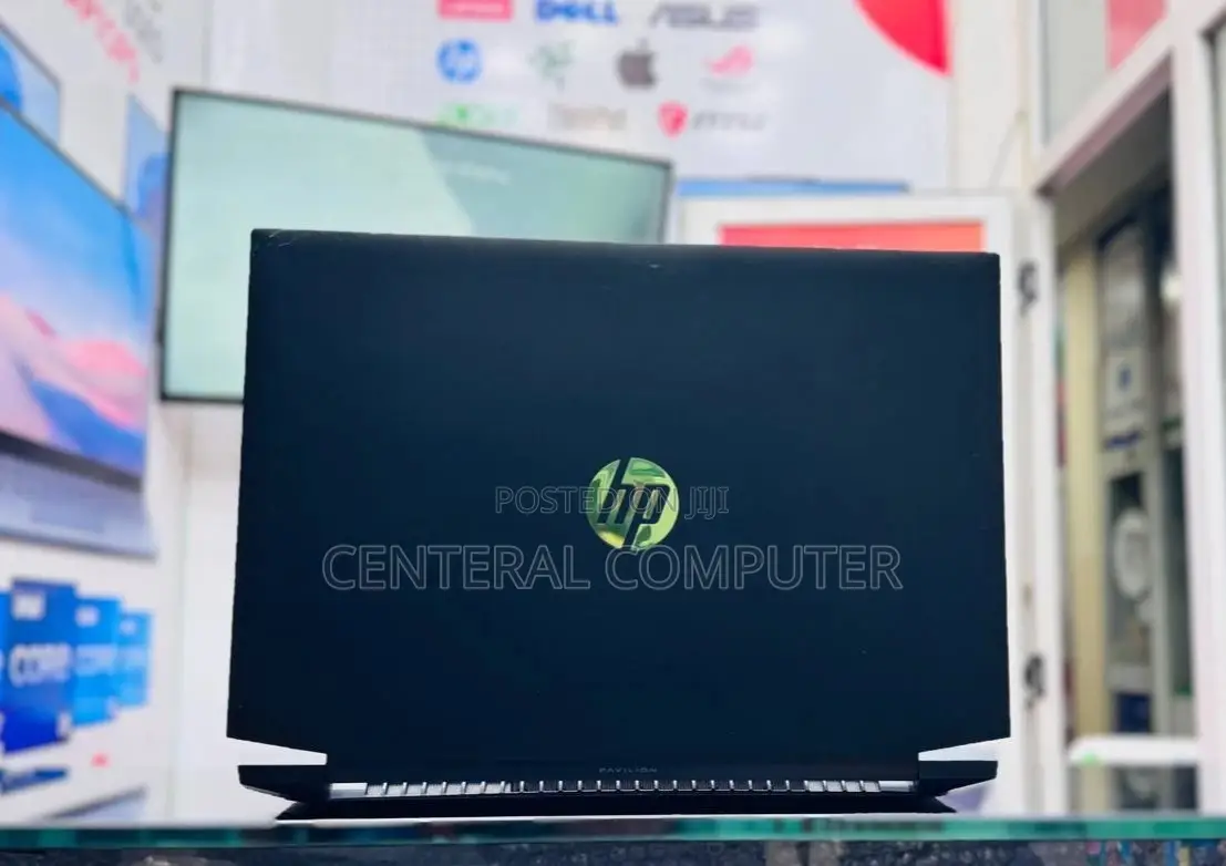 New HP Pavilion Gaming Laptop 15-Dk2xxx 16GB AMD Ryzen 5 SSD 512GB