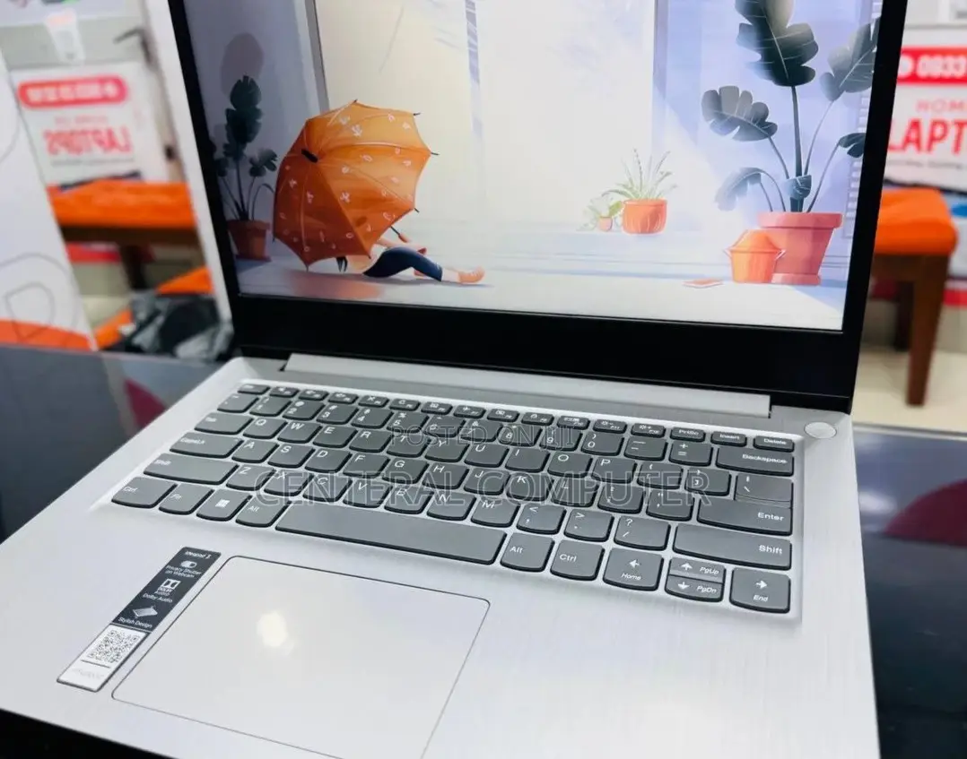 New Laptop HP 15-Dy1031wm 8GB Intel Core I5 SSD 512GB