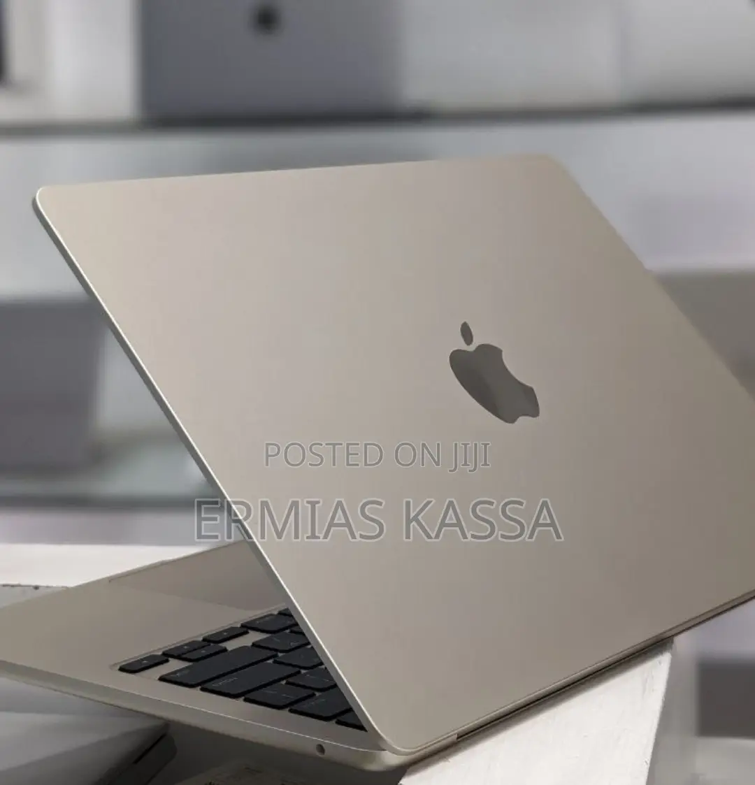 New Laptop Apple MacBook Pro 2023 M3 14-Inch 8GB Apple M3 SSD 256GB