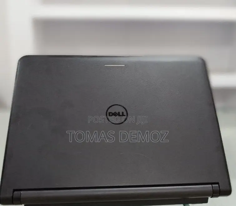 New Laptop Dell Latitude 13 3340 4GB Intel Core I5 HDD 500GB