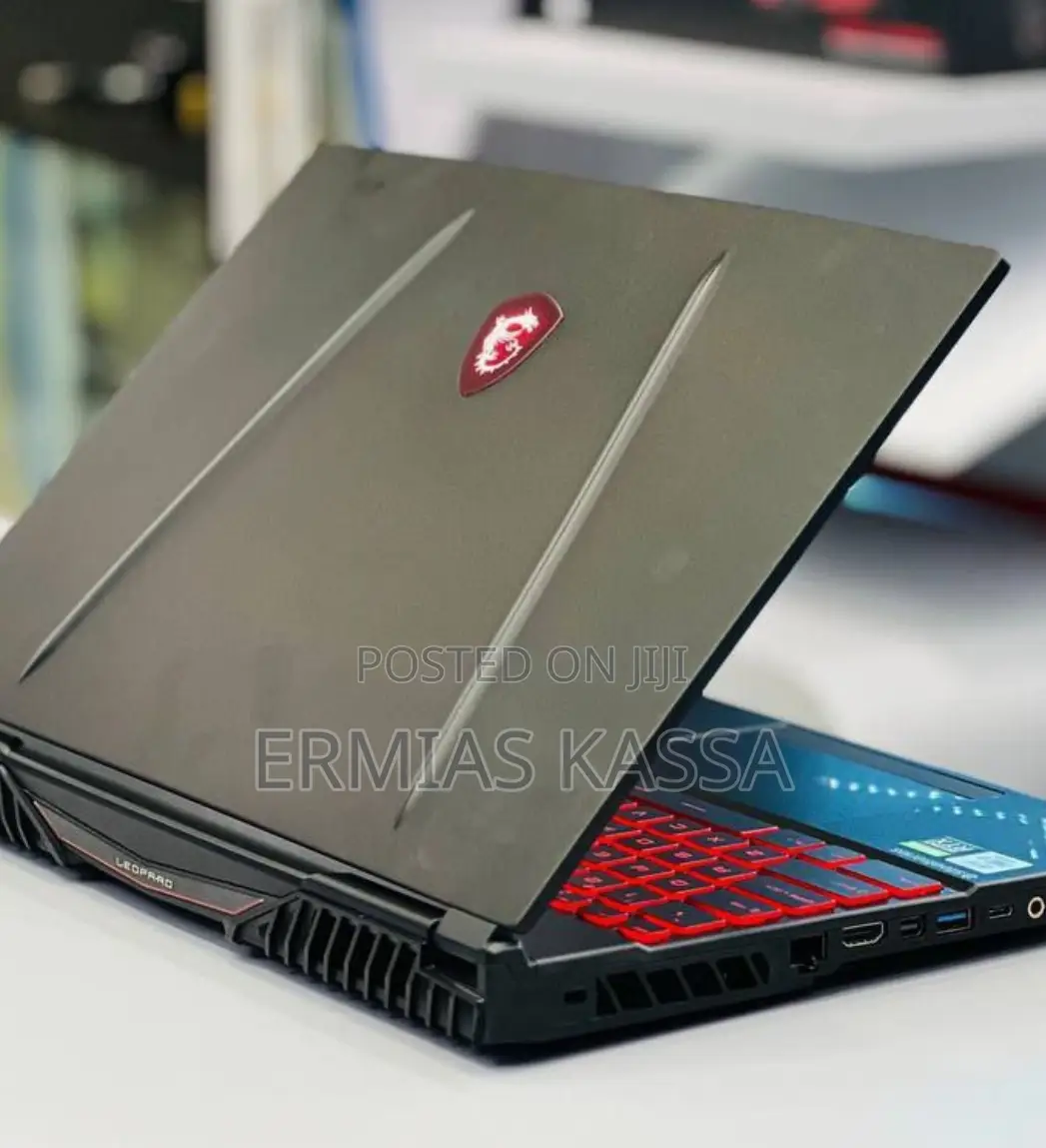 New Laptop MSI GP75 Leopard 16GB Intel Core I7 SSD 512GB