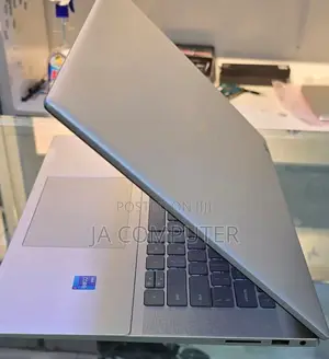 New Laptop Dell Inspiron 15 16GB Intel Core I7 SSD 512GB