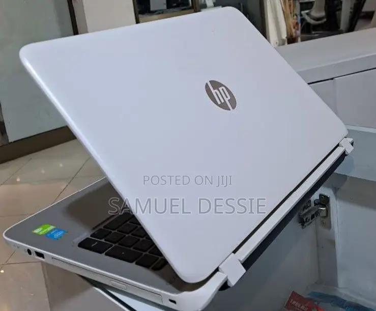 New Laptop HP Pavilion 15 8GB Intel Core I5 HDD 1T