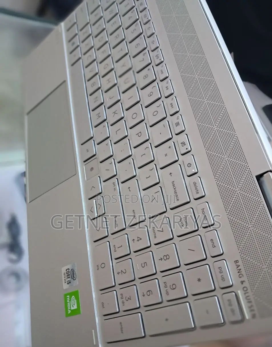 New Laptop HP Envy 15 8GB Intel Core I5 SSD 512GB