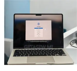 New Laptop Apple MacBook Air 2022 M2 8GB Apple M3 SSD 256GB