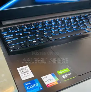 New Laptop Lenovo Ideapad 3 8GB Intel Core I5 HDD+SSD 1T