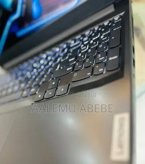 New Laptop Lenovo Ideapad 3 8GB Intel Core I5 HDD+SSD 1T