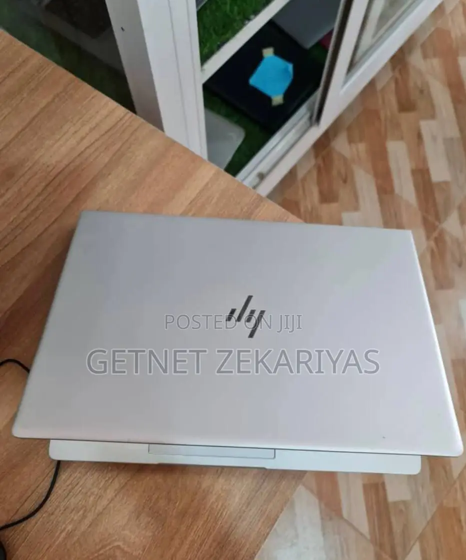 New Laptop HP EliteBook 840 G5 8GB AMD Ryzen 5 SSD 256GB