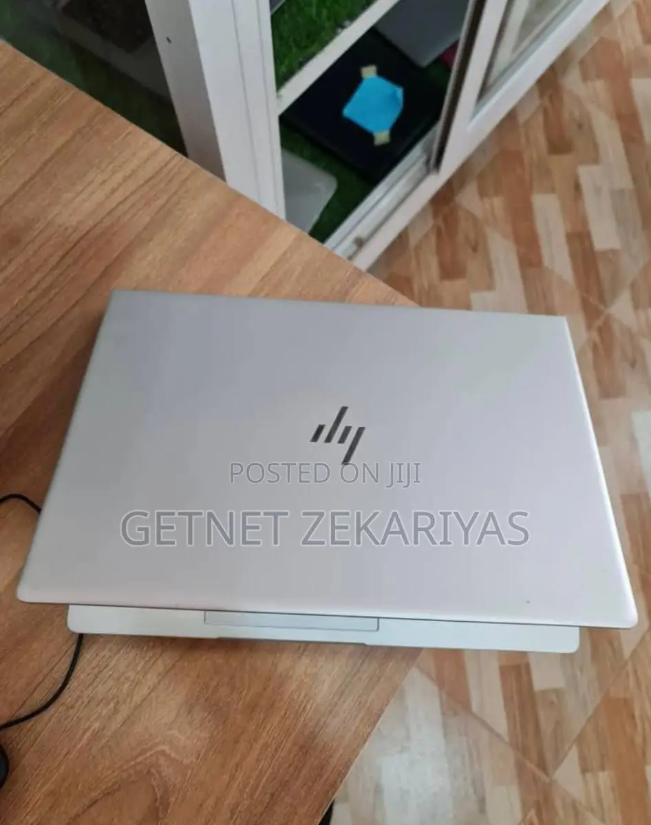 New Laptop HP EliteBook 840 G5 8GB AMD Ryzen 5 SSD 256GB