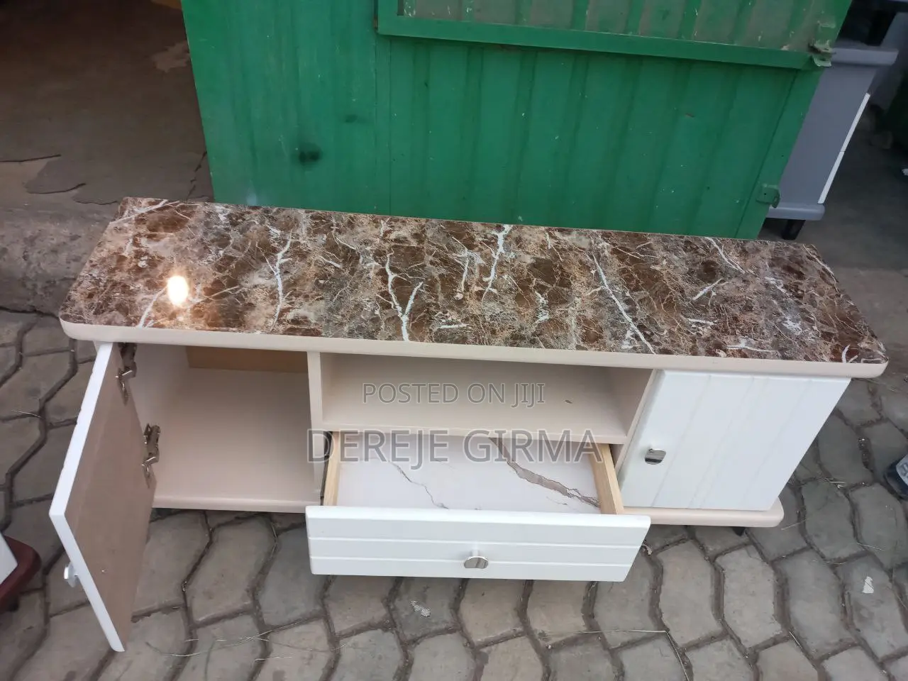 1,20cm Uv Tv Stand