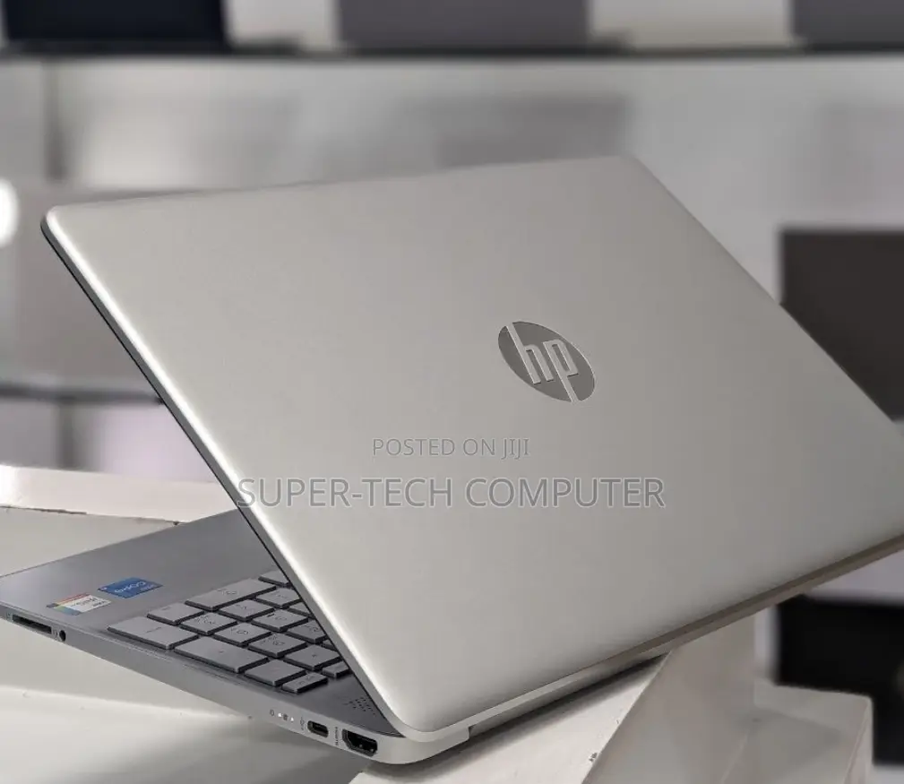 New Laptop HP Stream Notebook 8GB Intel Core I5 SSD 256GB