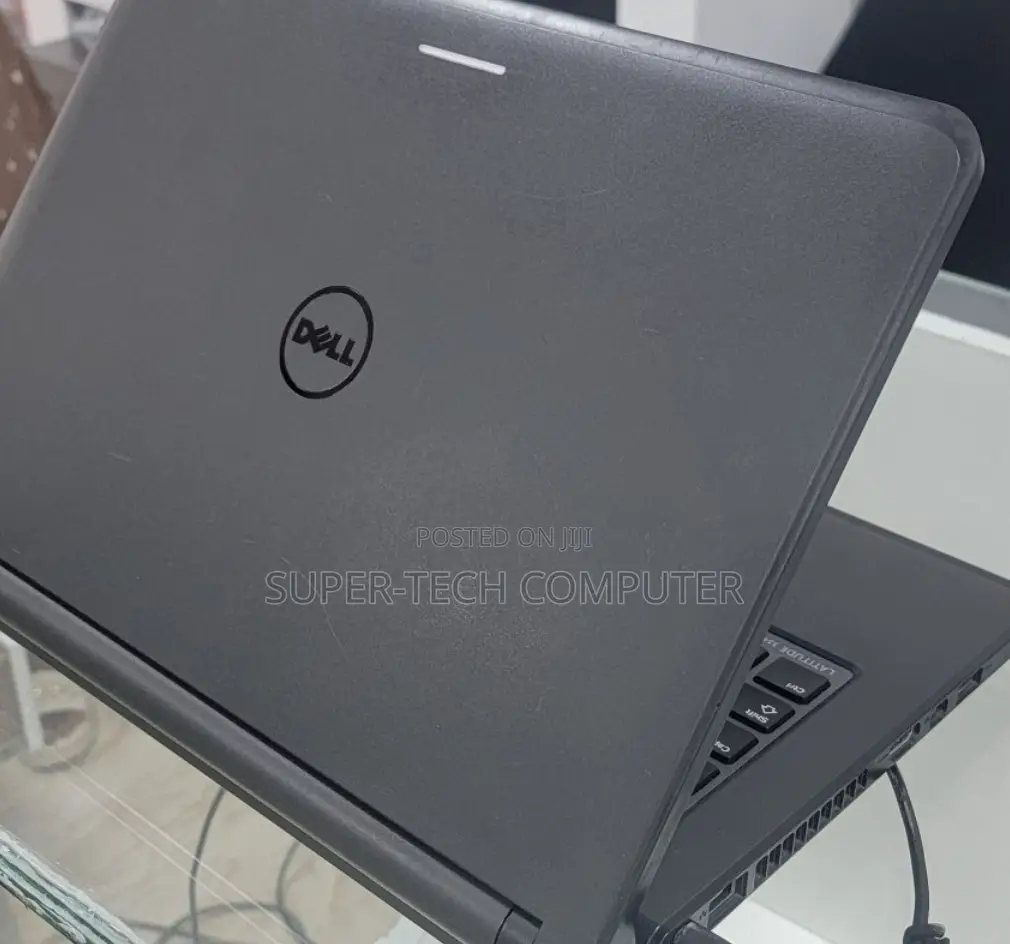 New Laptop Dell Latitude 11 3160 4GB Intel Core I5 HDD 500GB