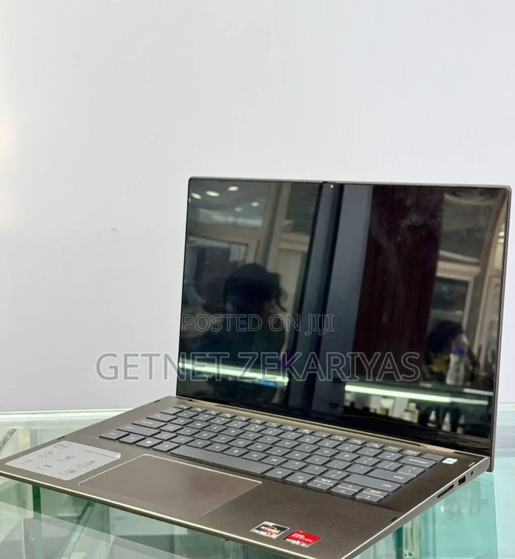 New Laptop Dell Inspiron 15 8GB AMD Ryzen 5 SSD 512GB