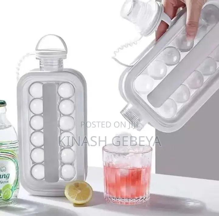 Portable በረዶ መያዣ እና መስሪያ Bottle