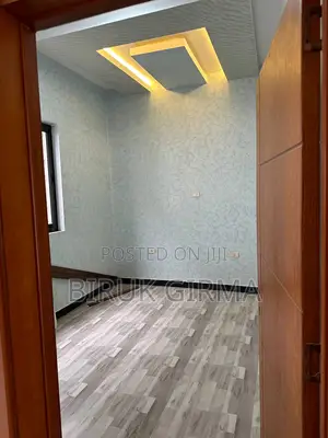 Furnished 3bdrm Villa in Bole for sale