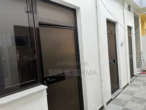 Furnished 3bdrm Villa in Bole for sale