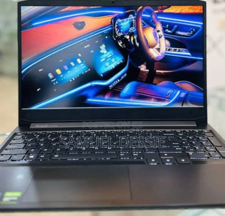 New Laptop Lenovo Ideapad 3 8GB Intel Core I5 HDD+SSD 1T