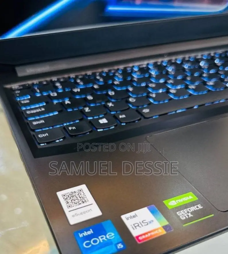 New Laptop Lenovo Ideapad 3 8GB Intel Core I5 HDD+SSD 1T