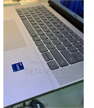 New Laptop Dell Inspiron 16 5620 16GB Intel Core I7 SSD 512GB