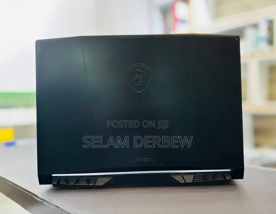 New Laptop MSI Katana 15 16GB Intel Core I7 SSD 512GB