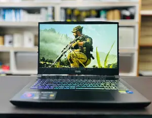 New Laptop MSI Katana 15 16GB Intel Core I7 SSD 512GB