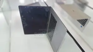 New Laptop Apple MacBook Pro 2015 16GB Intel Core I7 SSD 1T