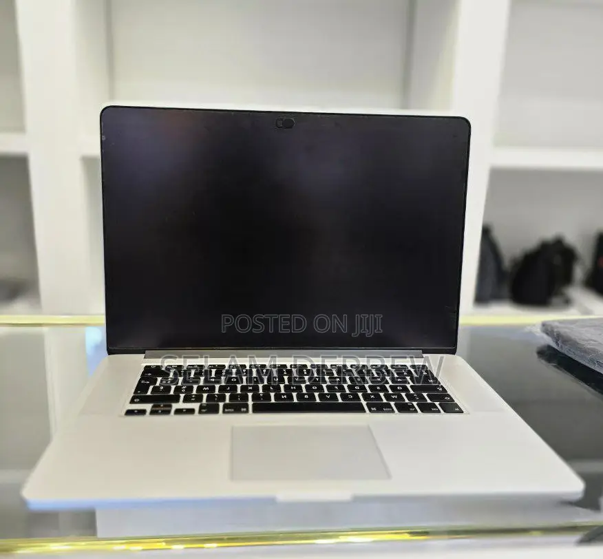 New Laptop Apple MacBook Pro 2015 16GB Intel Core I7 SSD 1T