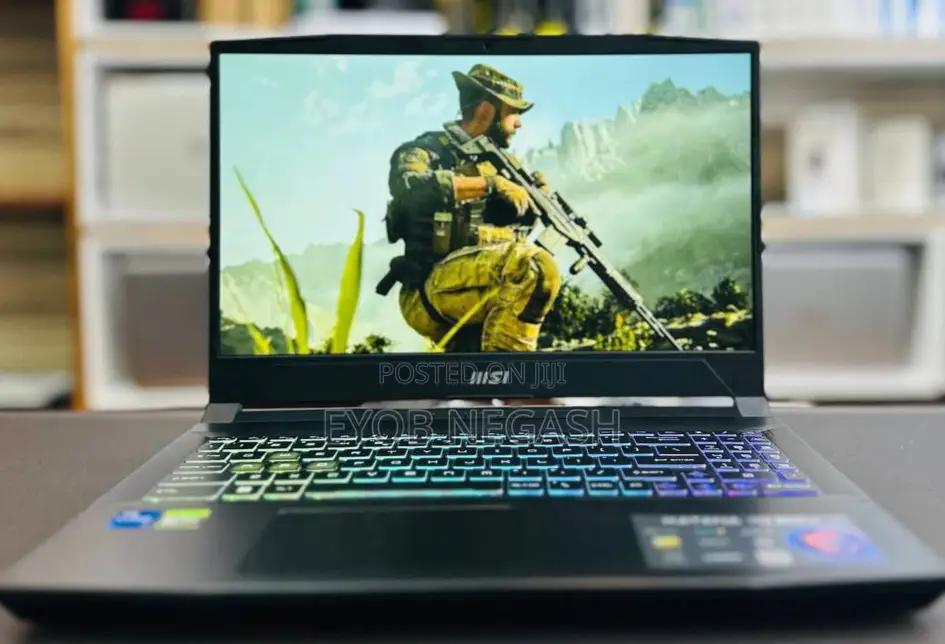 New Laptop MSI Katana 15 16GB Intel Core I7 SSD 512GB