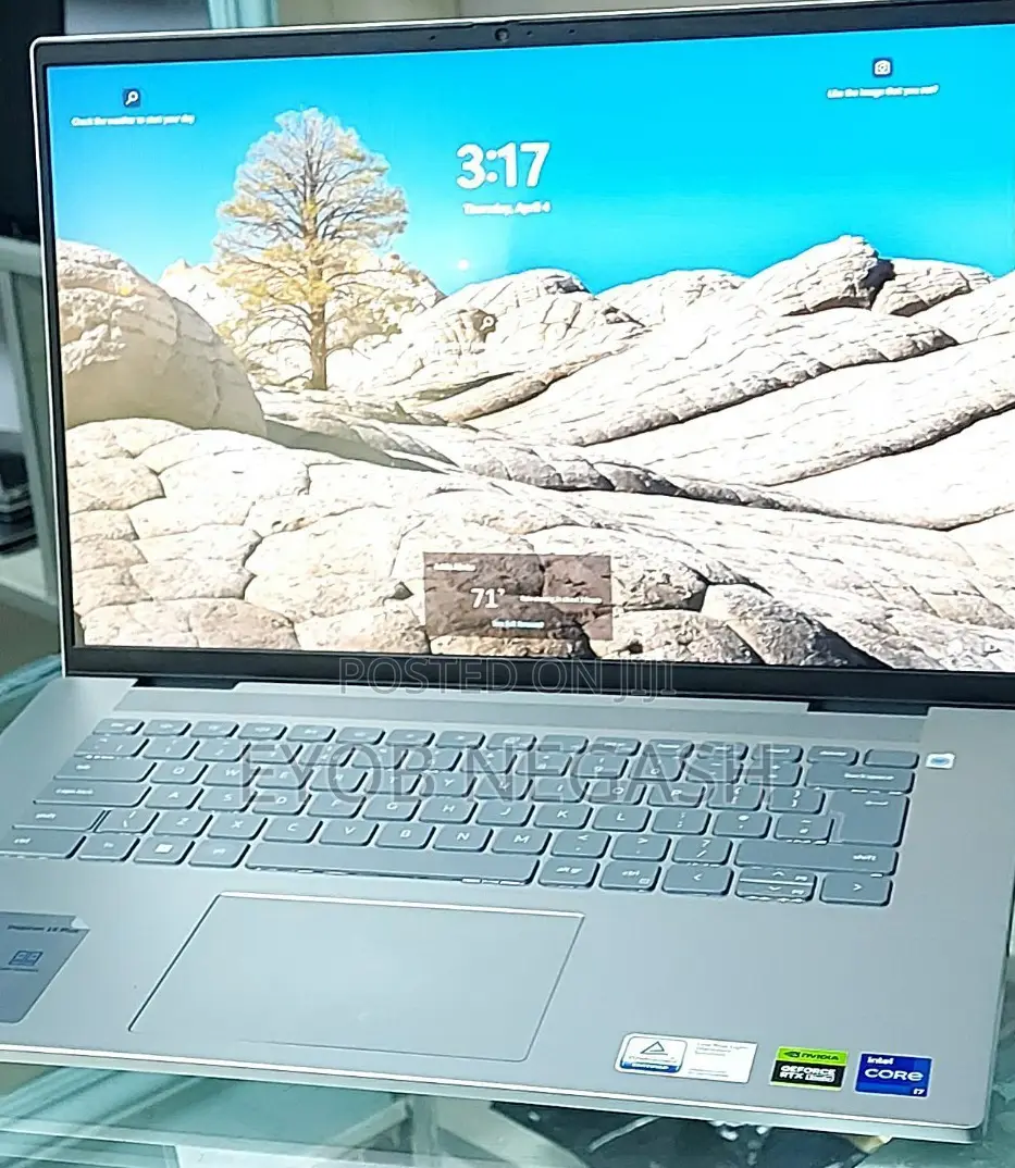 New Laptop Dell Inspiron 15 16GB Intel Core I7 SSD 1T