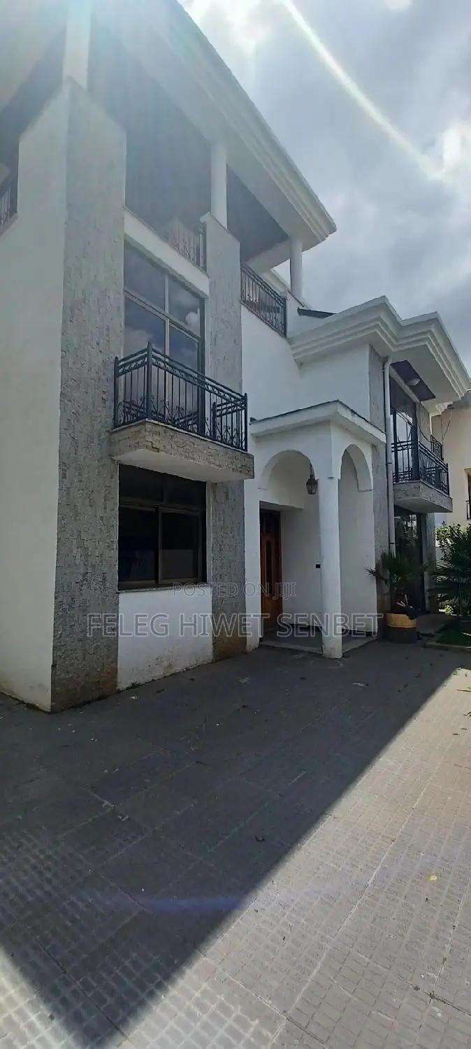 Furnished 5bdrm House in አአ, Bole for sale