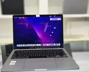 New Laptop Apple MacBook Pro 2018 32GB Intel Core I9 SSD 1T