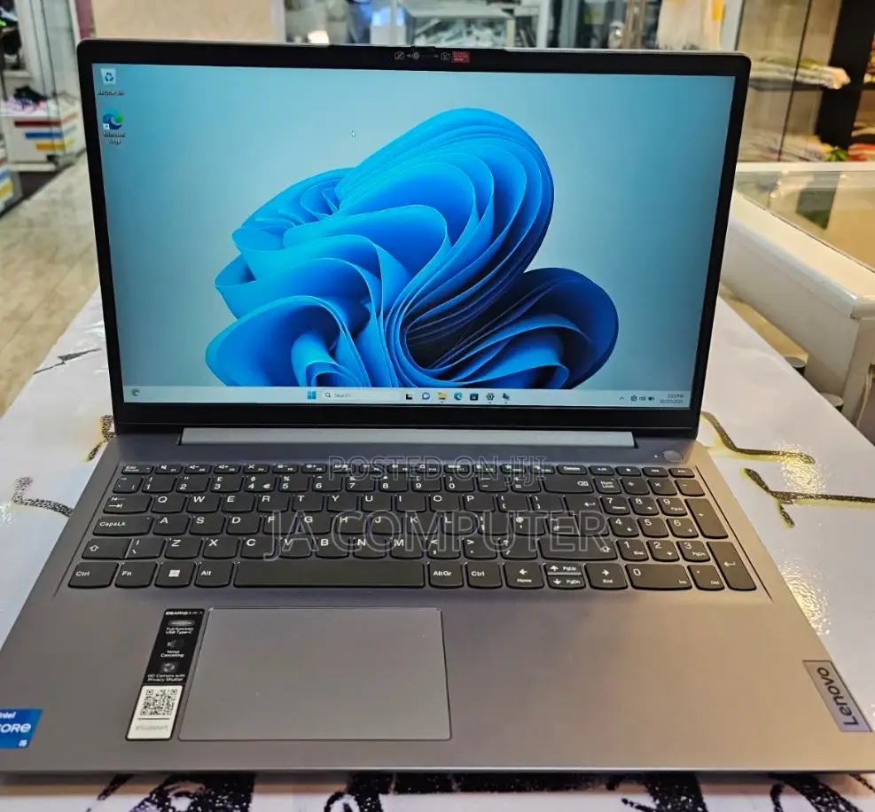 New Laptop Lenovo Ideapad 3 16GB Intel Core I5 SSD 512GB