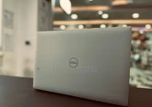 New Laptop Dell Precision 7760 16GB Intel Core I7 SSD 512GB