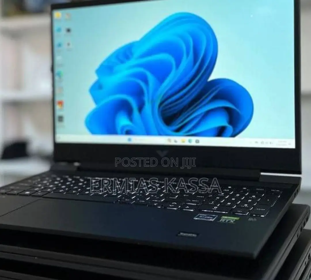 New Laptop HP Victus 15 16GB AMD Ryzen 5 SSD 1T