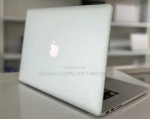 Photo - New Laptop Apple MacBook Pro 16GB Intel Core I7 SSD 1T