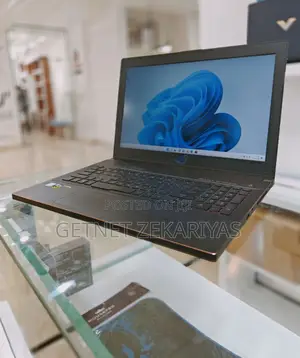 New Laptop Asus ROG Zephyrus G16 16GB Intel Core I7 SSD 256GB