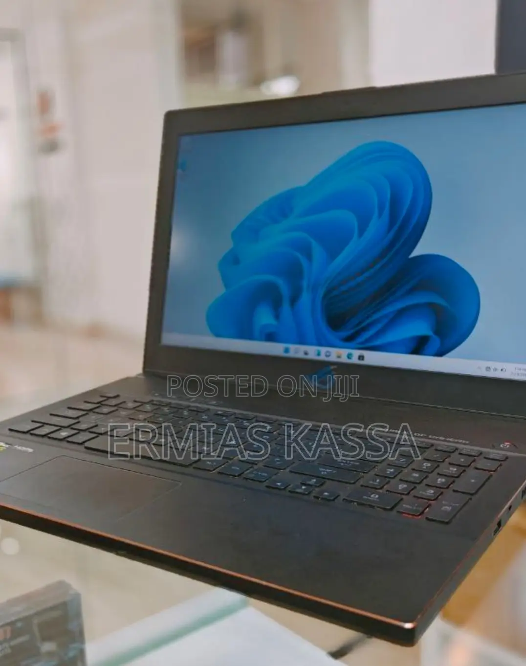 New Laptop Asus ROG ZEPHYRUS (GX501) 16GB Intel Core I7 SSD 1.5T