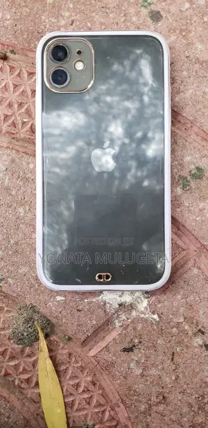 Apple iPhone 11 64 GB